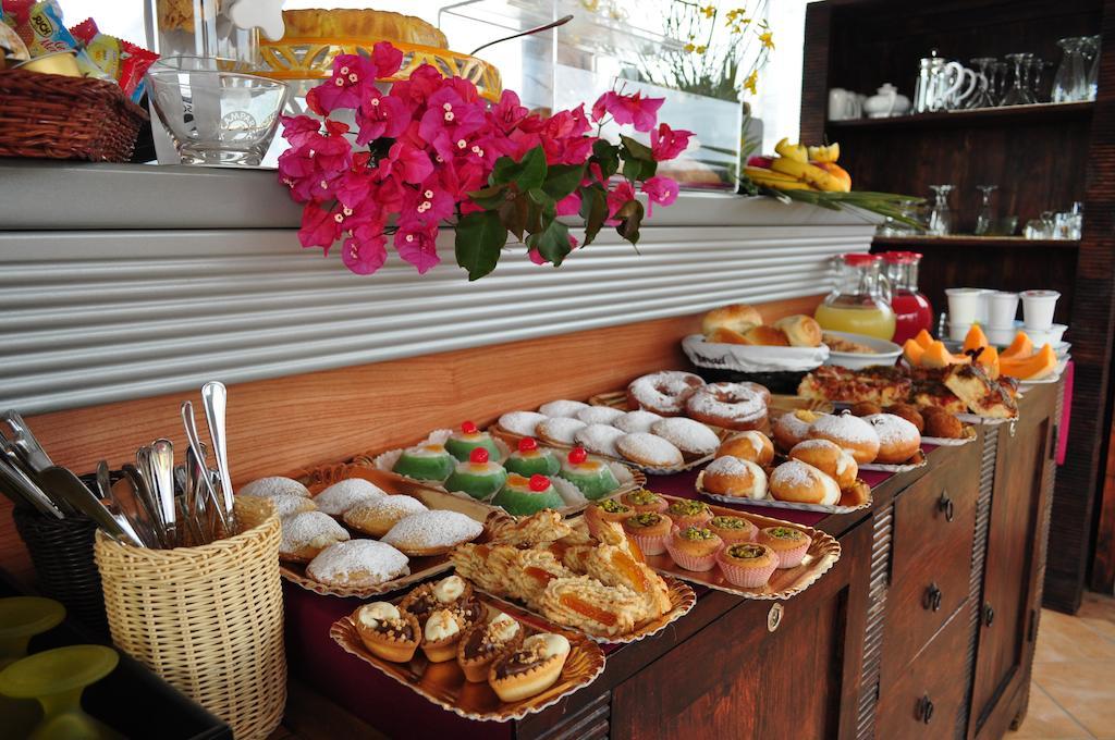 Rooms And Breakfast Zefiro 圣维托罗卡波 外观 照片