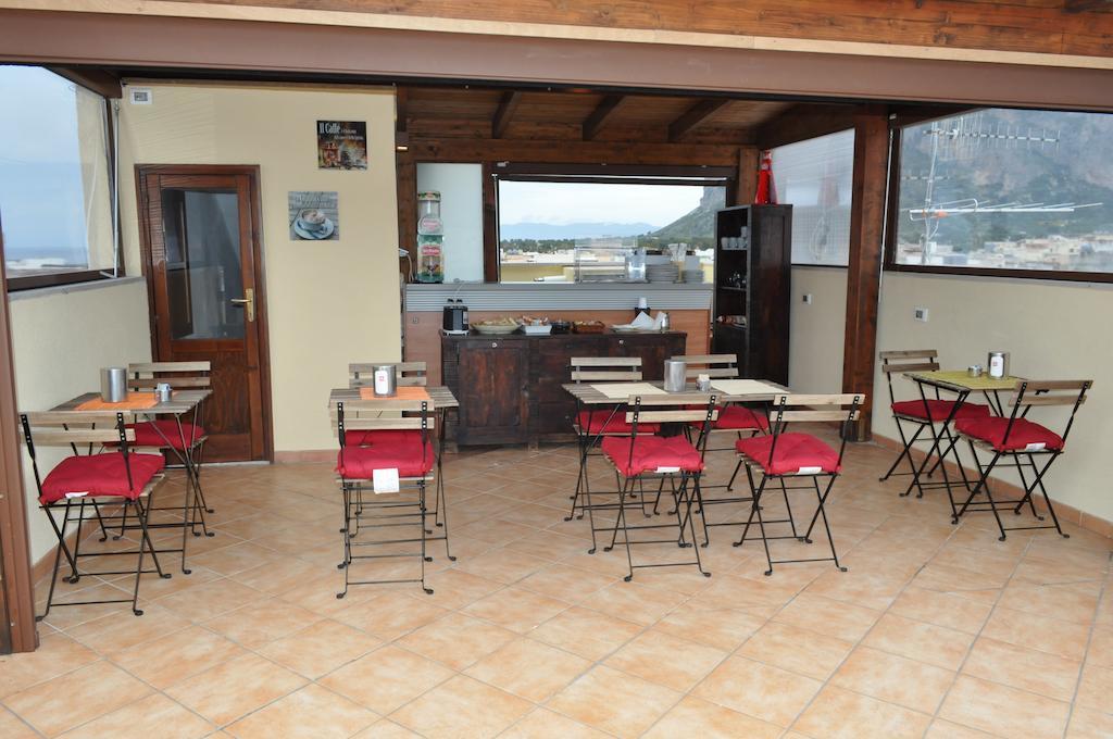Rooms And Breakfast Zefiro 圣维托罗卡波 外观 照片