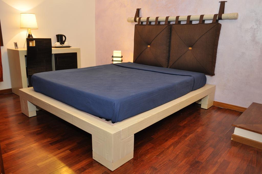 Rooms And Breakfast Zefiro 圣维托罗卡波 客房 照片