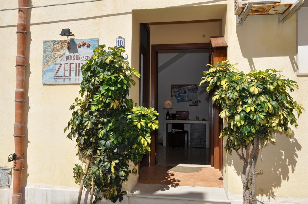 Rooms And Breakfast Zefiro 圣维托罗卡波 外观 照片